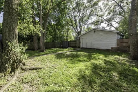 2408 Elim Avenue Zion IL 60099