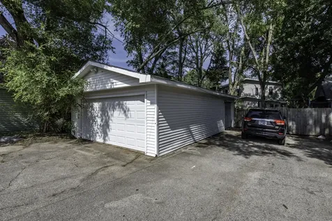 2408 Elim Avenue Zion IL 60099