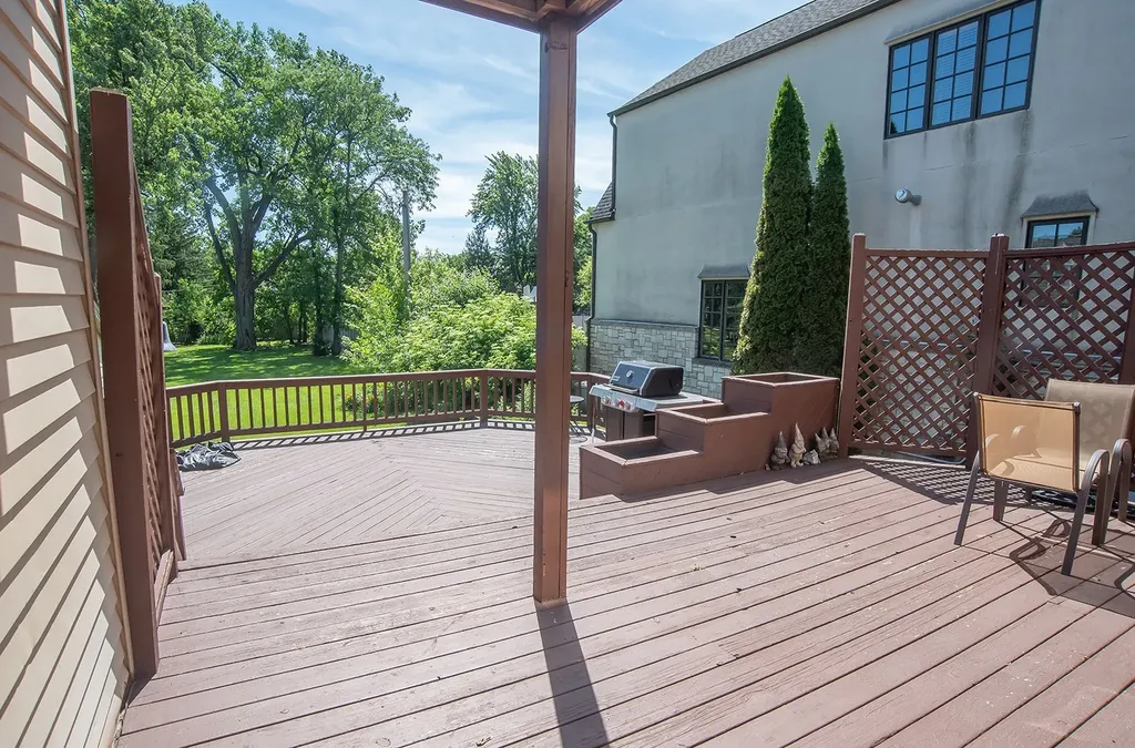 5525 South Washington Street Hinsdale IL 60521