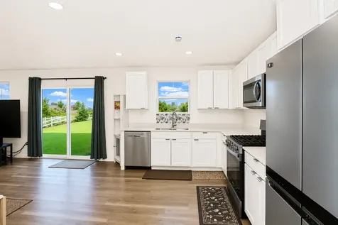 101 Fieldcrest Avenue Hampshire IL 60140