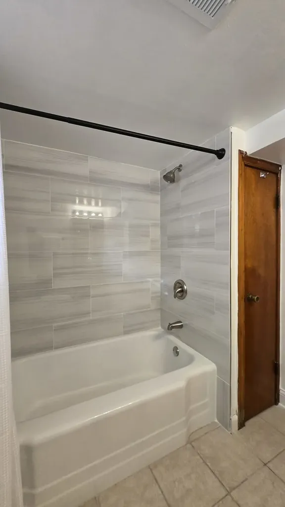 4855 South Tripp Avenue Chicago IL 60632