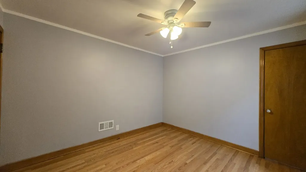 4855 South Tripp Avenue Chicago IL 60632