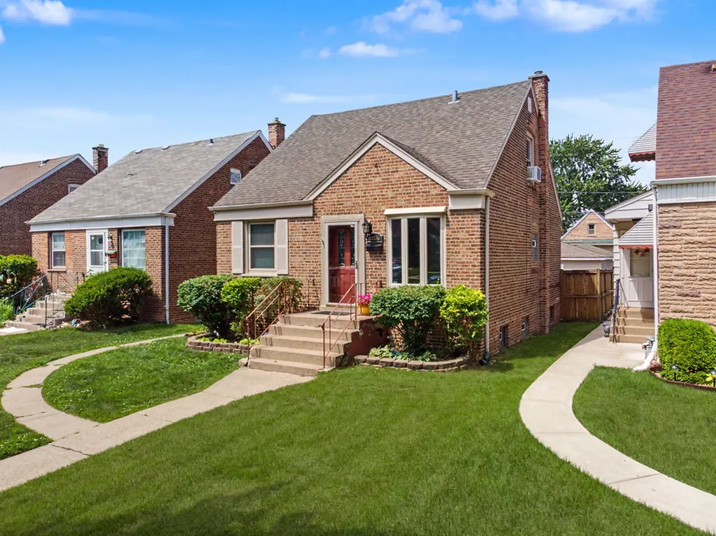 11336 South Avenue G Chicago IL 60617