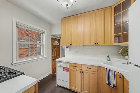 11336 South Avenue G Chicago IL 60617