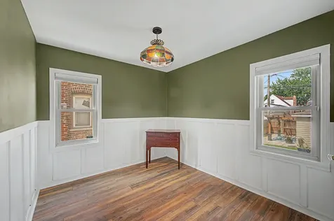 11336 South Avenue G Chicago IL 60617