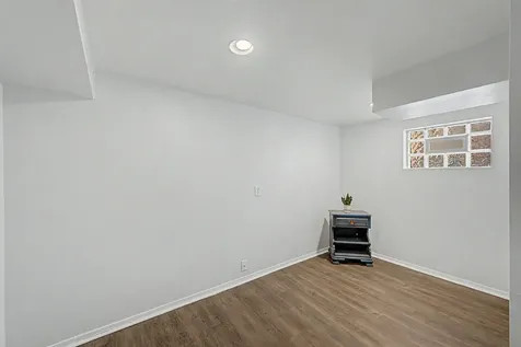 11336 South Avenue G Chicago IL 60617