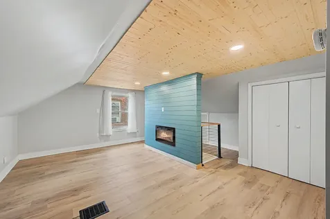11336 South Avenue G Chicago IL 60617