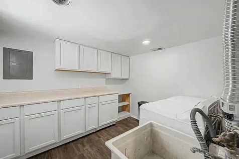 11336 South Avenue G Chicago IL 60617