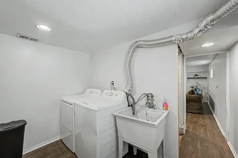 11336 South Avenue G Chicago IL 60617
