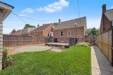 11336 South Avenue G Chicago IL 60617