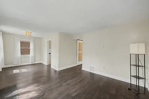 11336 South Avenue G Chicago IL 60617
