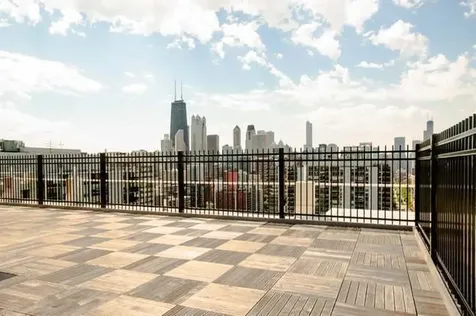 1455 North Sandburg Terrace Chicago IL 60610