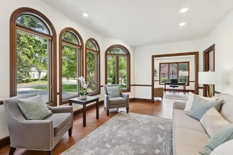 2430 Dorina Drive Northfield IL 60093