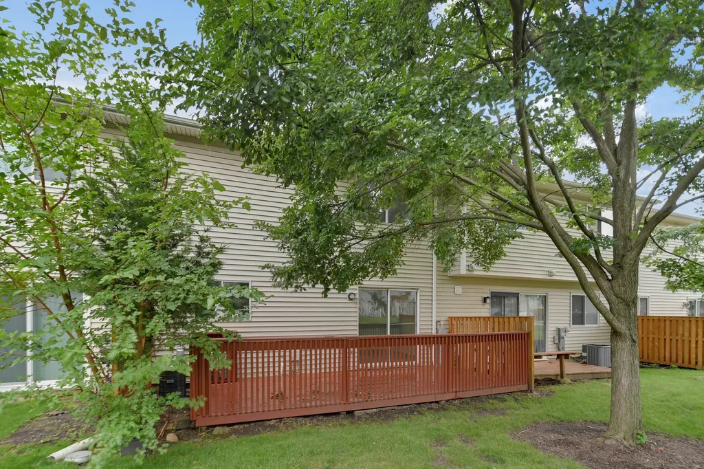 18 Woodsorrel Place Woodridge IL 60517