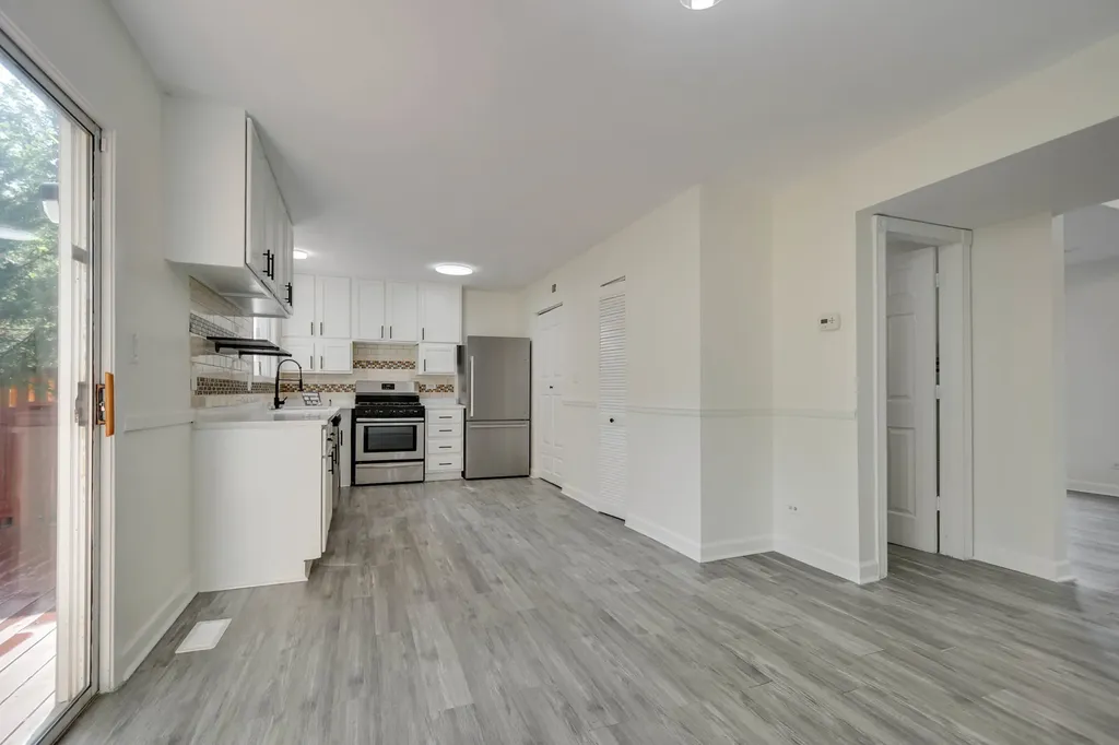 18 Woodsorrel Place Woodridge IL 60517