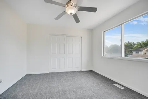 18 Woodsorrel Place Woodridge IL 60517