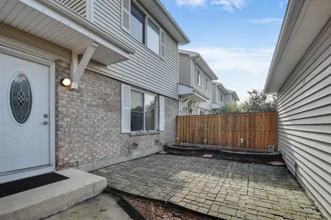 18 Woodsorrel Place Woodridge IL 60517