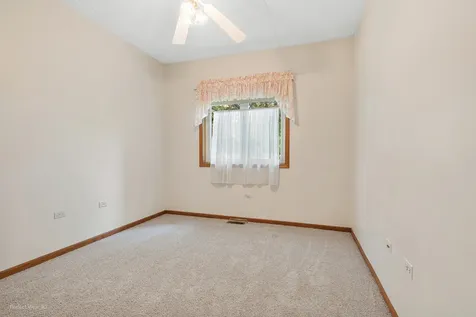 18431 Pine Cone Drive Tinley Park IL 60477