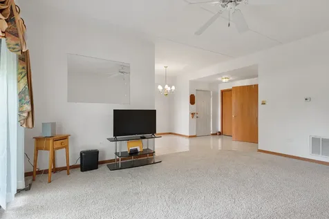 18431 Pine Cone Drive Tinley Park IL 60477
