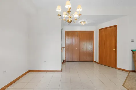 18431 Pine Cone Drive Tinley Park IL 60477