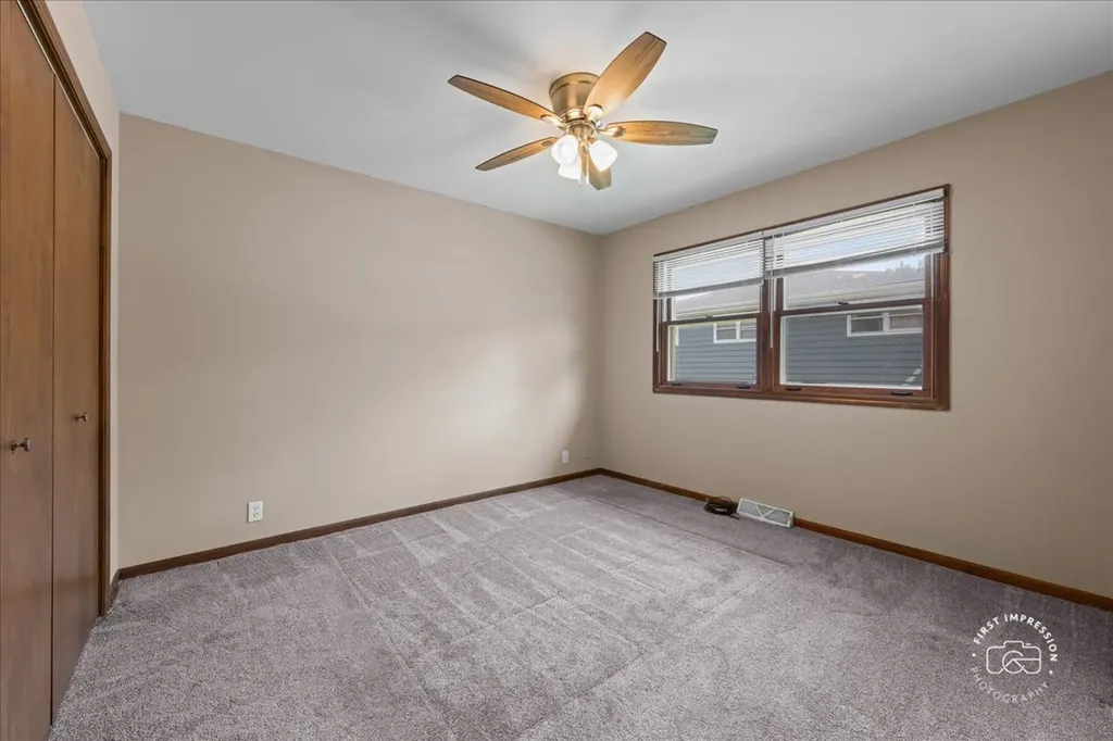 1201 Johnston Drive Aurora IL 60506