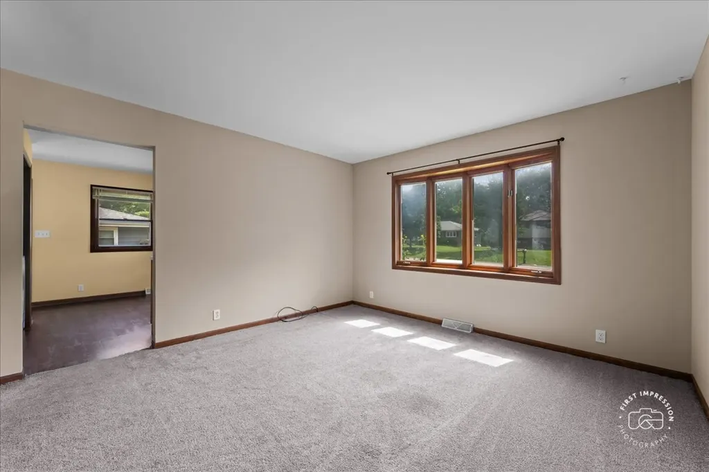 1201 Johnston Drive Aurora IL 60506