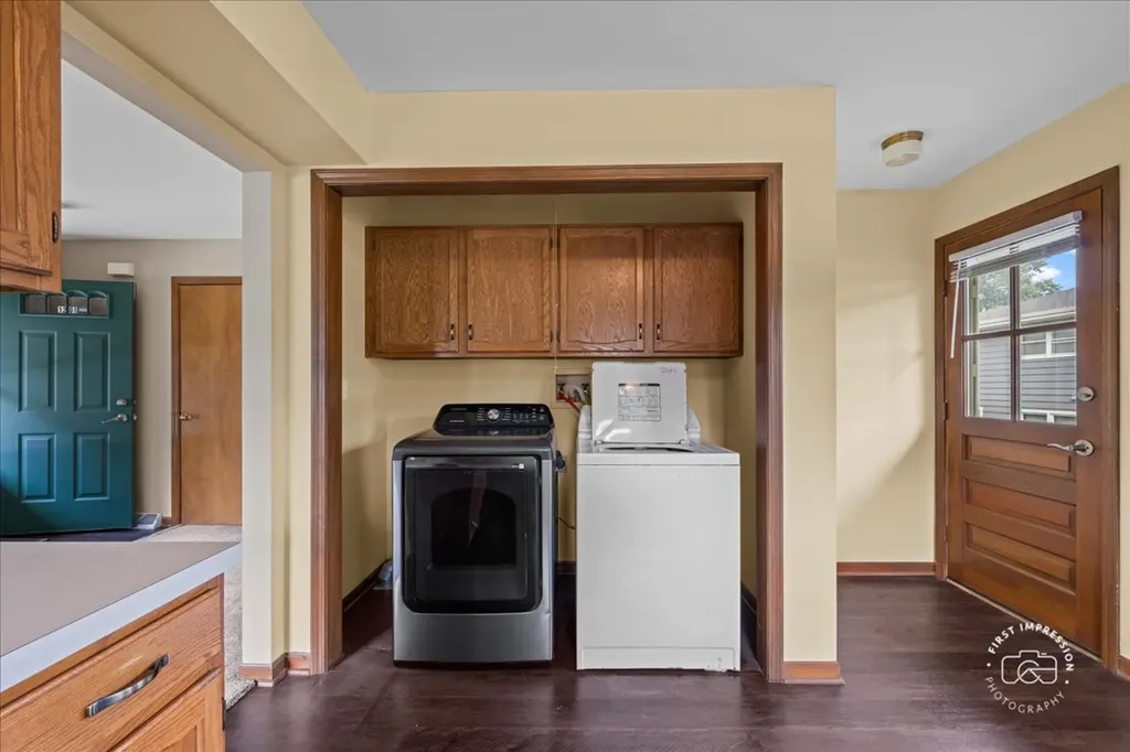 1201 Johnston Drive Aurora IL 60506