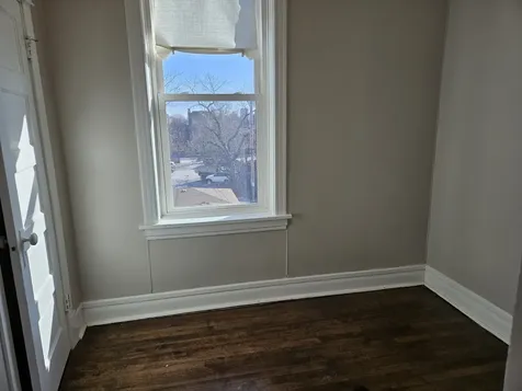827 West 33rd Place Chicago IL 60608