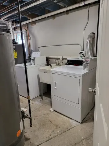 827 West 33rd Place Chicago IL 60608