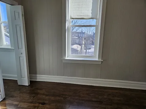 827 West 33rd Place Chicago IL 60608