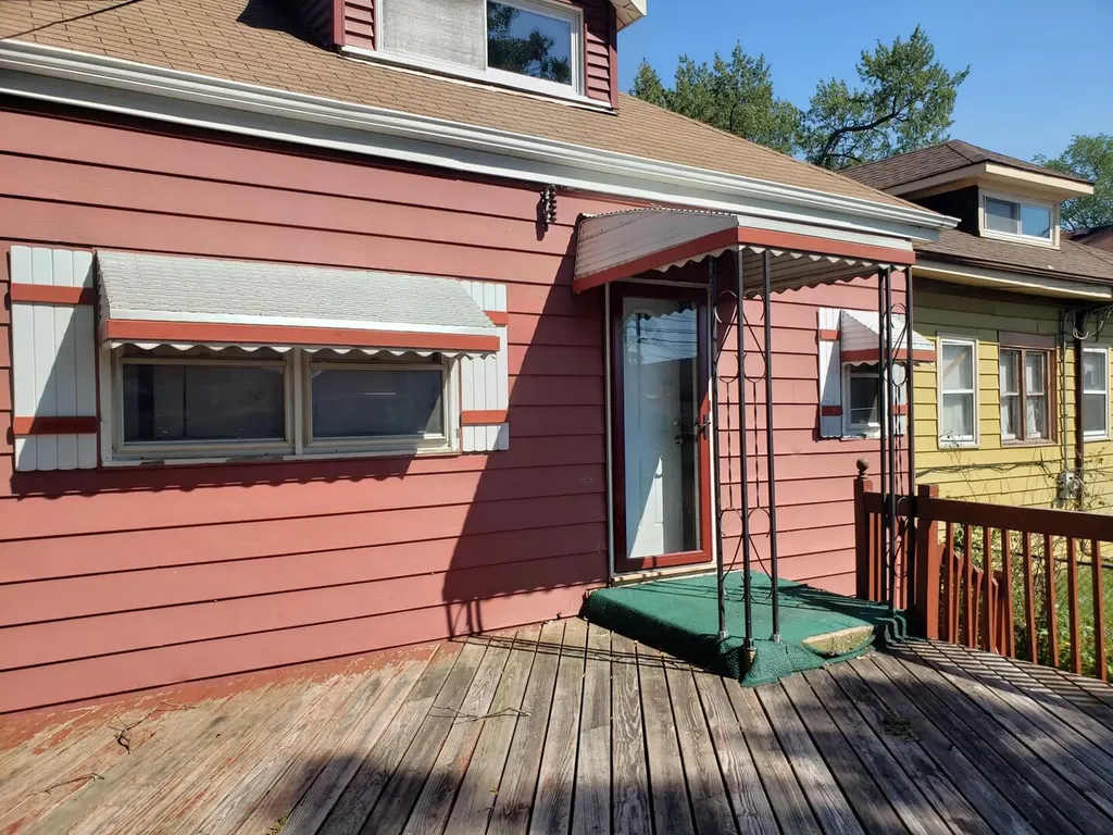 8414 South Aberdeen Street Chicago IL 60620