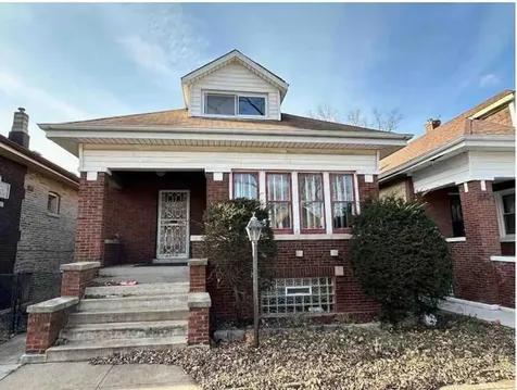 8414 South Aberdeen Street Chicago IL 60620