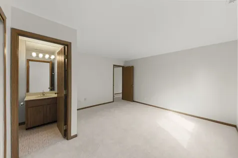 15719 Peggy Lane Oak Forest IL 60452