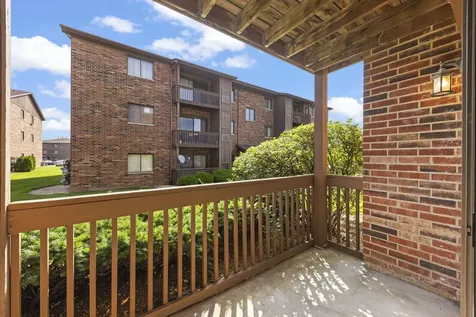 15719 Peggy Lane Oak Forest IL 60452