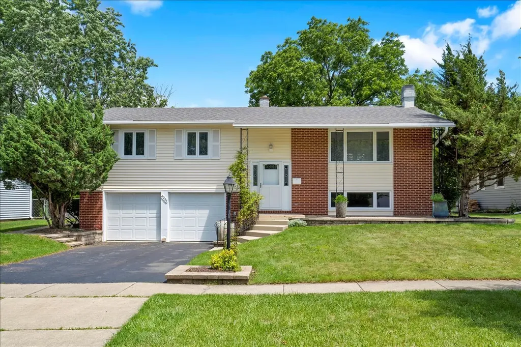 4255 Dixon Drive Hoffman Estates IL 60192
