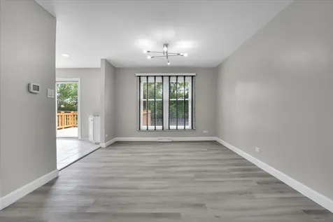 4255 Dixon Drive Hoffman Estates IL 60192