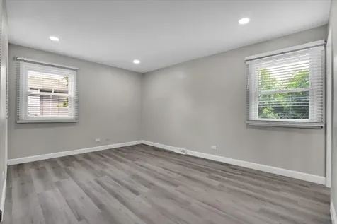 4255 Dixon Drive Hoffman Estates IL 60192