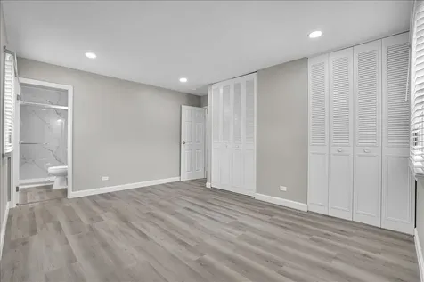 4255 Dixon Drive Hoffman Estates IL 60192