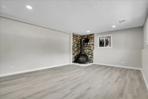 4255 Dixon Drive Hoffman Estates IL 60192