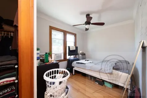 5057 West Newport Avenue Chicago IL 60641