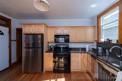 5057 West Newport Avenue Chicago IL 60641