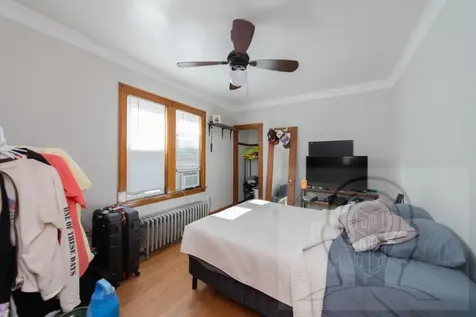 5057 West Newport Avenue Chicago IL 60641