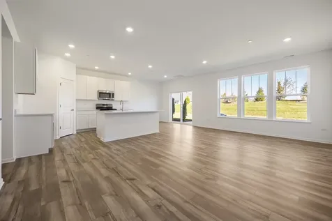 668 Cassia Court Crystal Lake IL 60012
