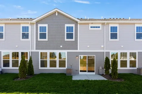 668 Cassia Court Crystal Lake IL 60012
