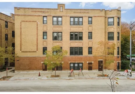 4222 North Clark Street Chicago IL 60613