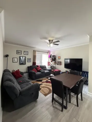 4222 North Clark Street Chicago IL 60613