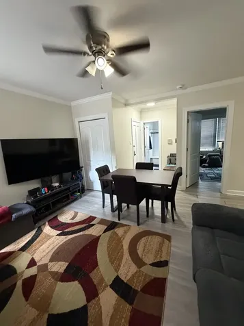 4222 North Clark Street Chicago IL 60613