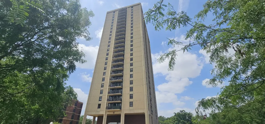 3001 South Michigan Avenue Chicago IL 60616