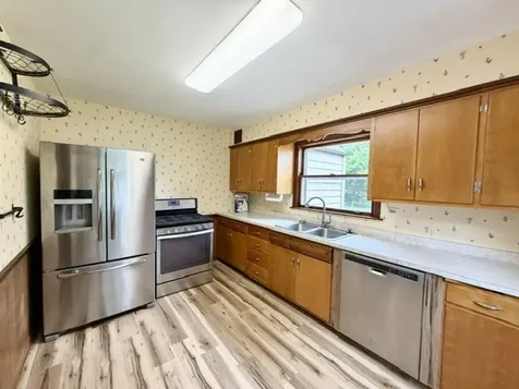 1000 Dundee Avenue East Dundee IL 60118