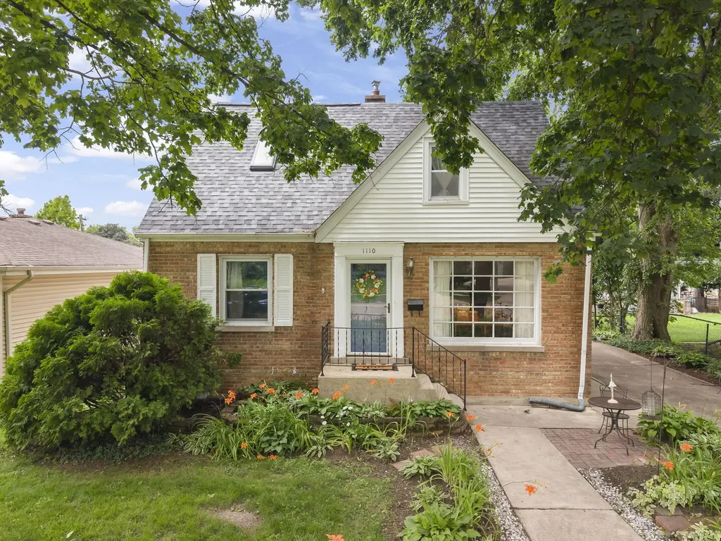 1110 North President Street Wheaton IL 60187